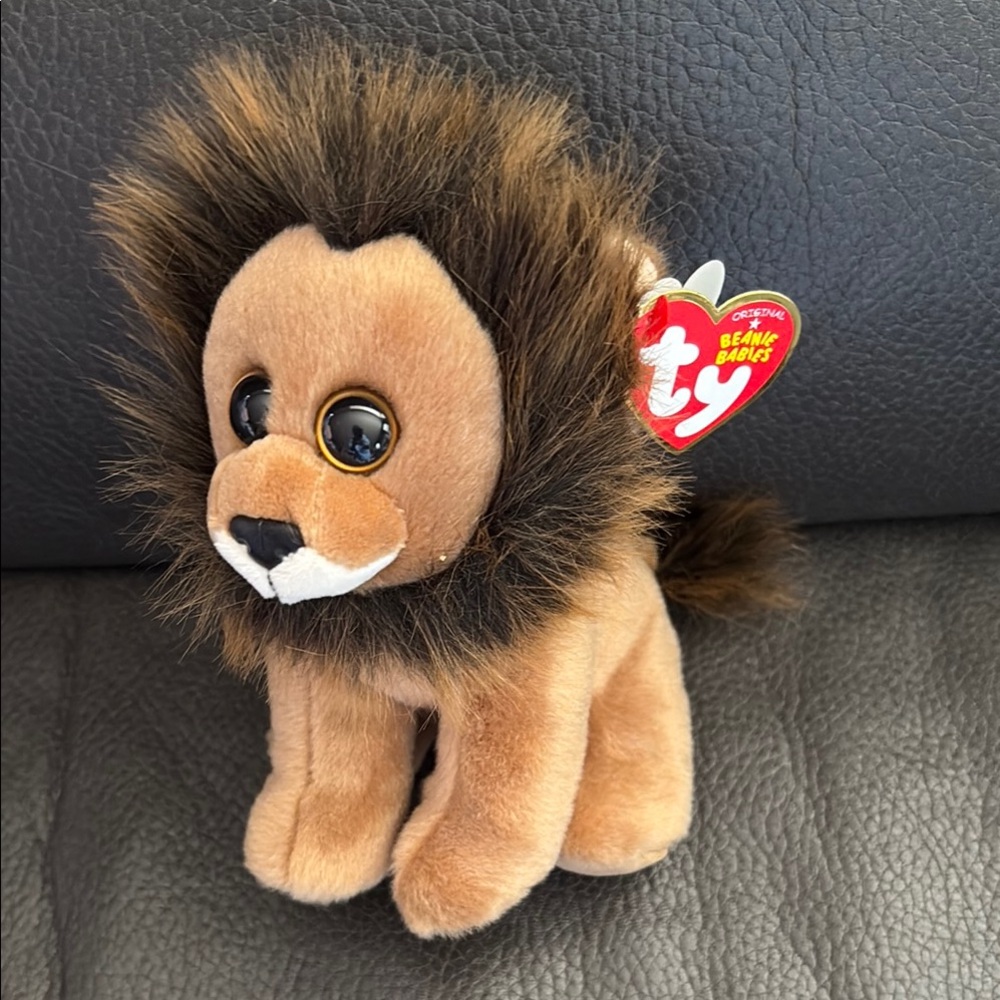 Ty beanie baby in memory of “Cecil the lion”
